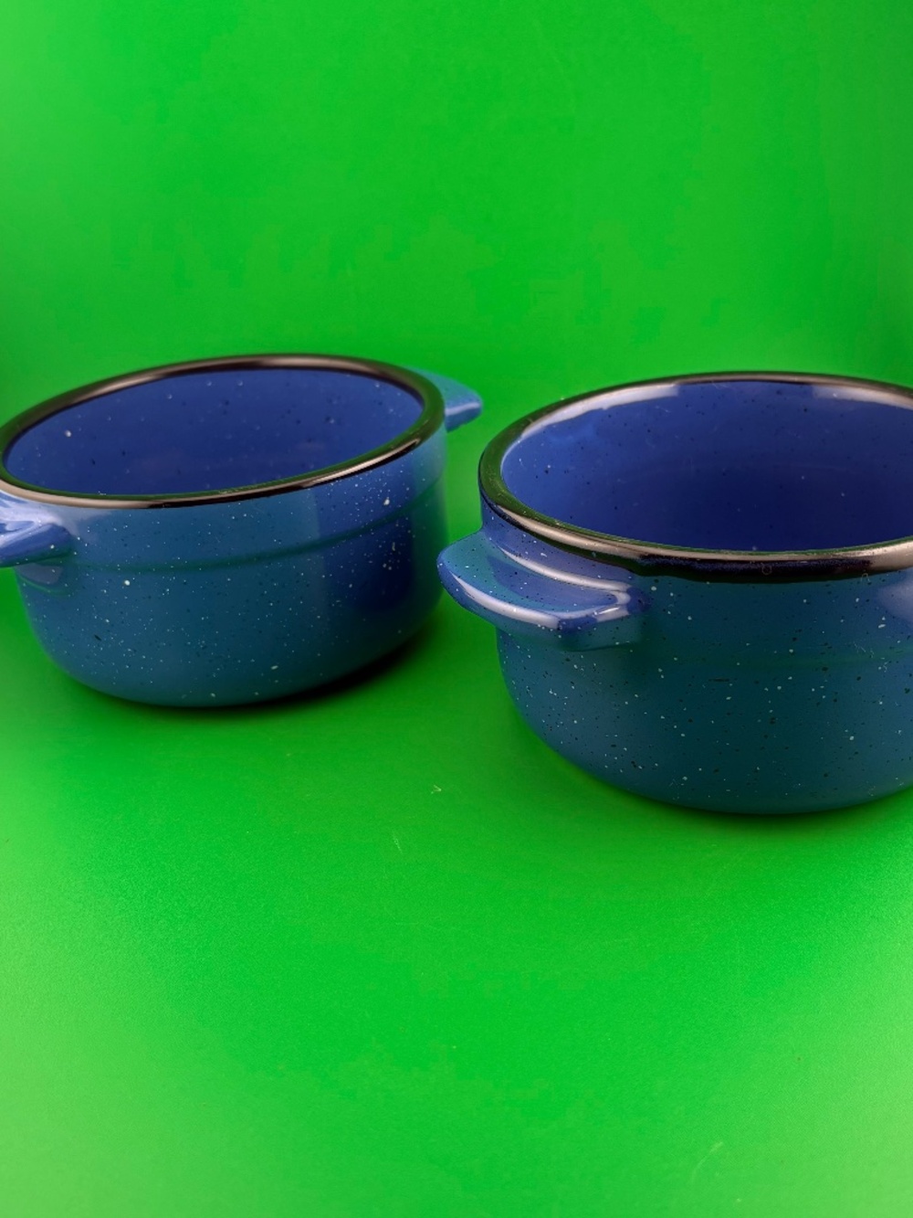 Pair of Von Pok & Chang Royal Blue w White Speckled Stoneware Soup/Chili Bowls